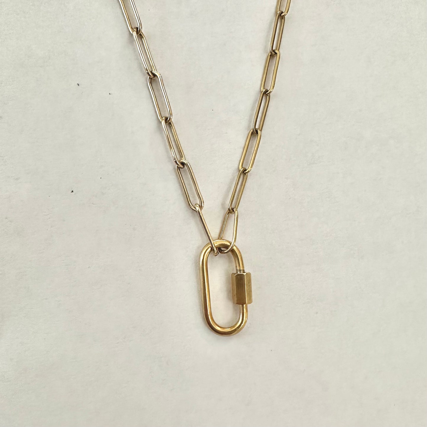 Chain / Locking Paperclip